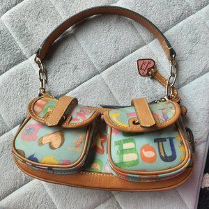 Dooney & Bourke